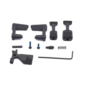 Strike Industries SI-AR-MBC Strike AR Modular Bolt Catch en acier et polymère  Chez DEVILLE ARMORY. Votre armurerie en ligne.