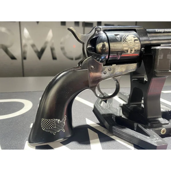Revolver Pietta 1873 Edition Limitée "Trump 47th President"