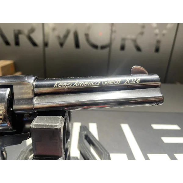 Revolver Pietta 1873 Edition Limitée "Trump 47th President"