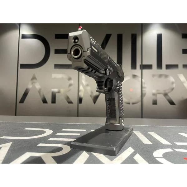 Pistolet Opos Venator 9x19