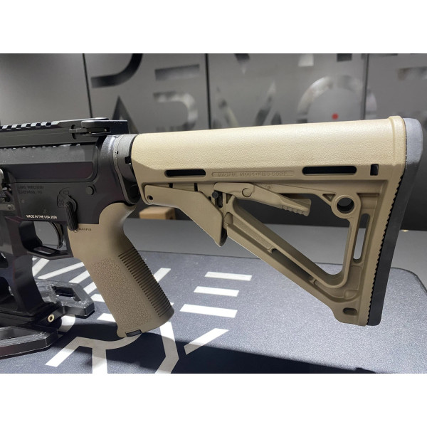 Carabine AR15 AERO PRECISION M4E1 dual tone 14.5 '' cal. 5.56mm Noir / FDE  Chez DEVILLE ARMORY. Votre armurerie en ligne.