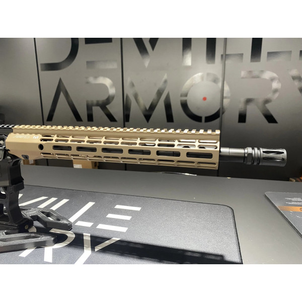 Carabine AR15 AERO PRECISION M4E1 dual tone 14.5 '' cal. 5.56mm Noir / FDE  Chez DEVILLE ARMORY. Votre armurerie en ligne.