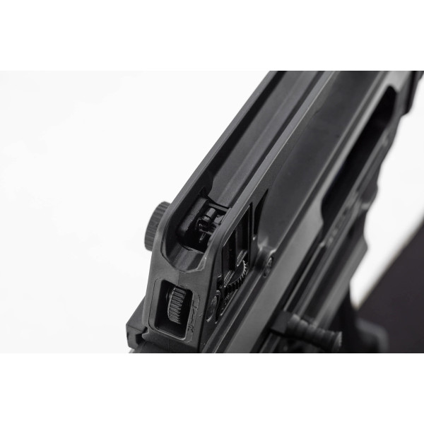 Fusil semi auto AKSA ARMS CF1200 cal. 12/76  Chez DEVILLE ARMORY. Votre armurerie en ligne.