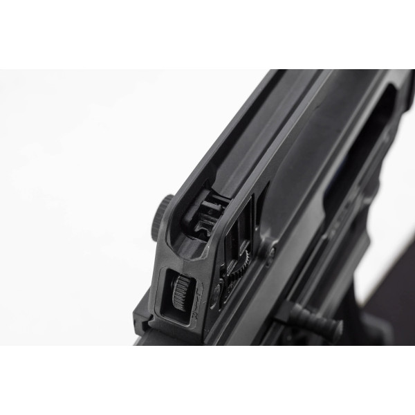 Fusil semi auto AKSA ARMS CF1200 cal. 12/76  Chez DEVILLE ARMORY. Votre armurerie en ligne.