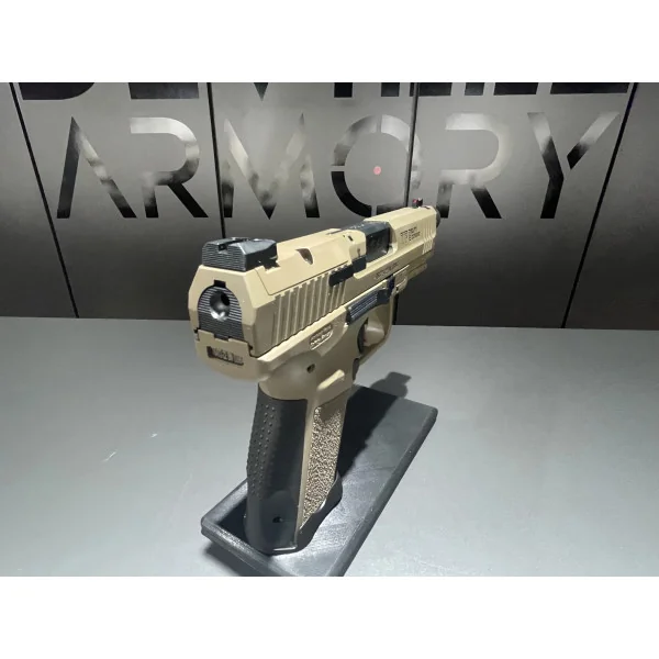 Pistolet CANIK TP-9 ELITE COMBAT FDE 9X19