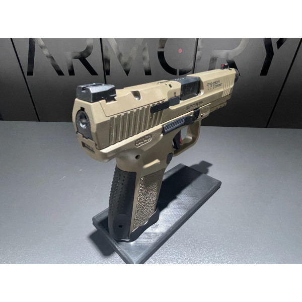 Pistolet CANIK TP-9 ELITE COMBAT FDE 9X19  Chez DEVILLE ARMORY. Votre armurerie en ligne.
