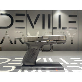 Pistolet GLOCK 19 GEN5 FS  Chez DEVILLE ARMORY. Votre armurerie en ligne.