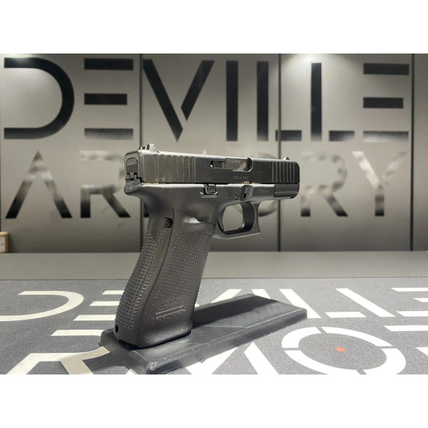 Pistolet GLOCK 45  Chez DEVILLE ARMORY. Votre armurerie en ligne.