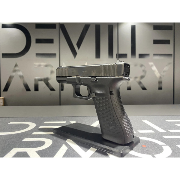 Pistolet GLOCK 45  Chez DEVILLE ARMORY. Votre armurerie en ligne.