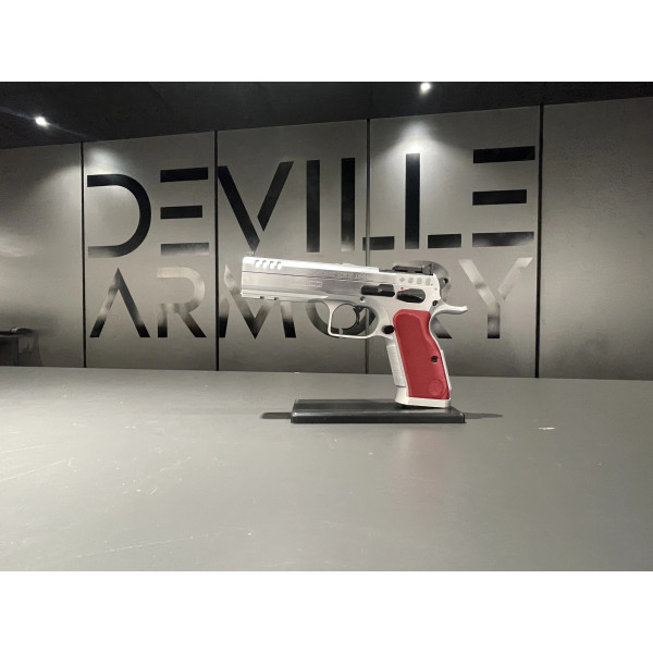 Pistolet TANFOGLIO STOCK III PRO OR 9x19  Chez DEVILLE ARMORY. Votre armurerie en ligne.