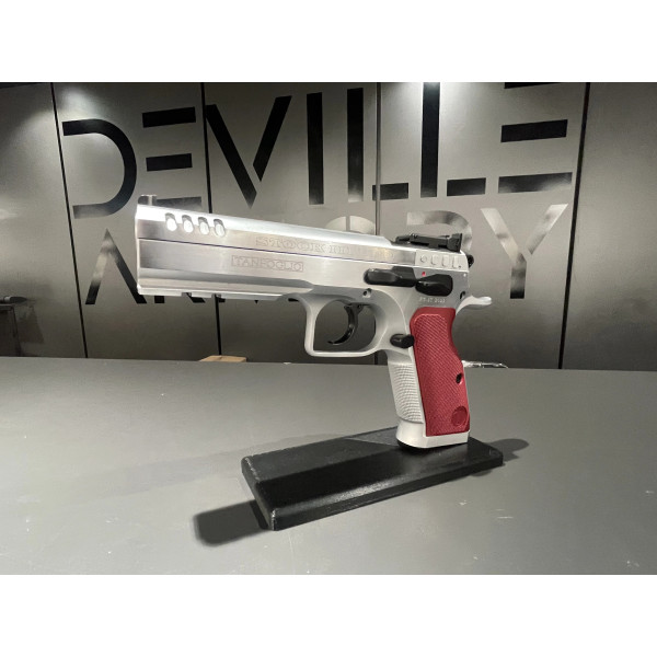Pistolet TANFOGLIO STOCK III PRO OR 9x19  Chez DEVILLE ARMORY. Votre armurerie en ligne.