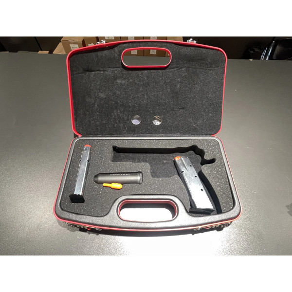 Pistolet TANFOGLIO STOCK III PRO OR 9x19  Chez DEVILLE ARMORY. Votre armurerie en ligne.