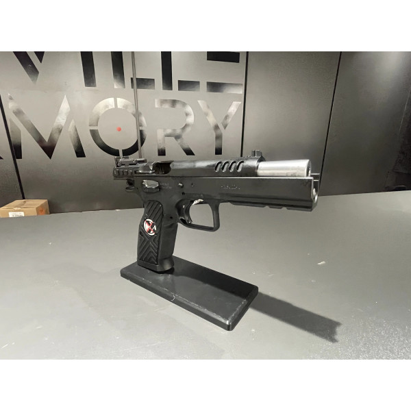 Pistolet TANFOGLIO STOCK III EXTREM PRO OR 9x19  Chez DEVILLE ARMORY. Votre armurerie en ligne.