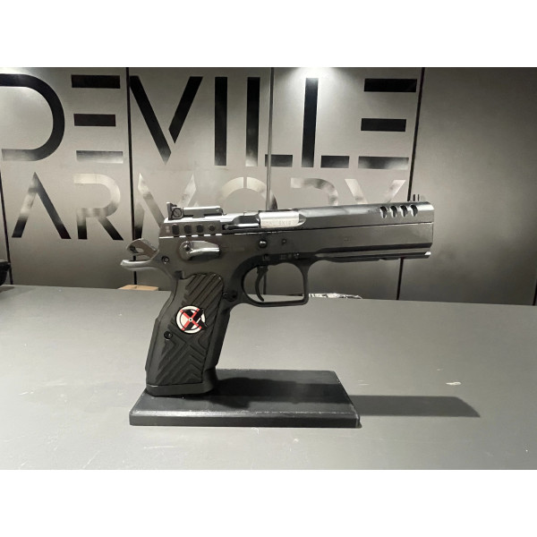 Pistolet TANFOGLIO STOCK III EXTREM PRO OR 9x19  Chez DEVILLE ARMORY. Votre armurerie en ligne.