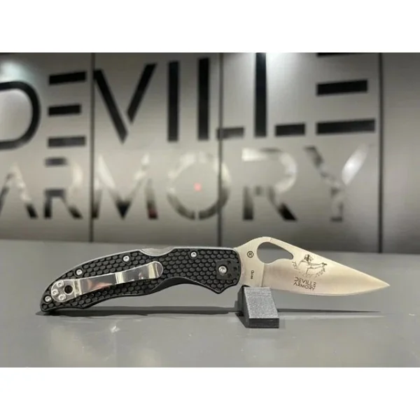 BYRD SERIE LIMITE CDF 2024 (Spyderco) Harrier 2 Noir