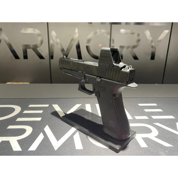 Pack GLOCK 17 GEN6 + Viseur Osight X  Chez DEVILLE ARMORY. Votre armurerie en ligne.