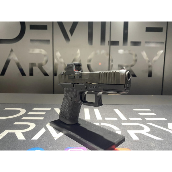 Pack GLOCK 19 GEN6 + Viseur Osight S  Chez DEVILLE ARMORY. Votre armurerie en ligne.
