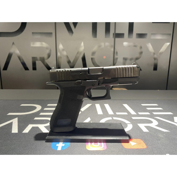 Pistolet GLOCK 45 GEN6  Chez DEVILLE ARMORY. Votre armurerie en ligne.