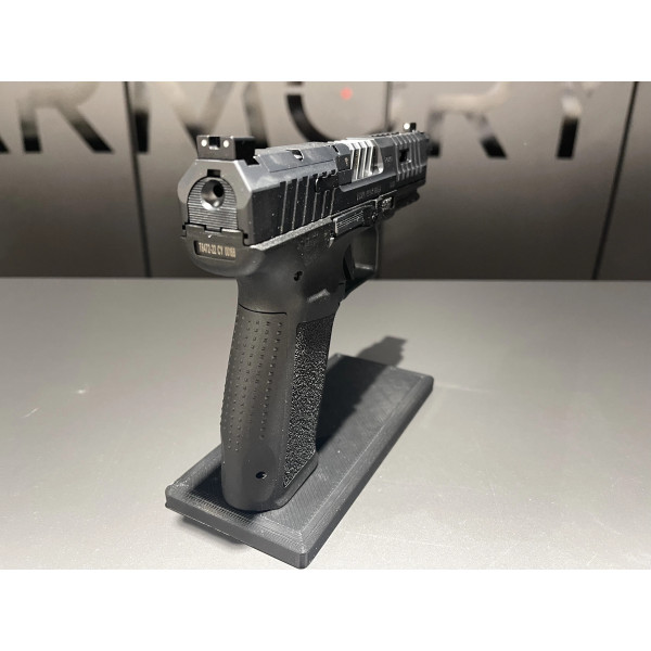 PISTOLET CANIK METE SFT PRO BLACK 9X19  Chez DEVILLE ARMORY. Votre armurerie en ligne.