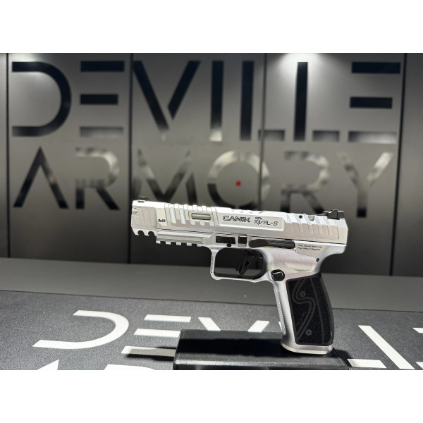 Pistolet CANIK SFX RIVAL-S CHROME  Chez DEVILLE ARMORY. Votre armurerie en ligne.