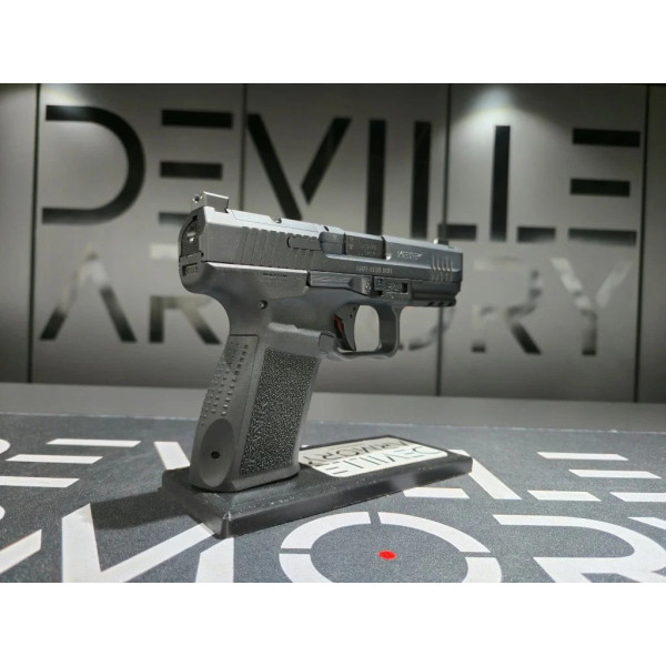 Pistolet CANIK METE SF BLACK 9X19  Chez DEVILLE ARMORY. Votre armurerie en ligne.