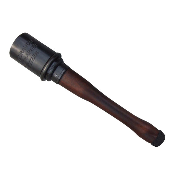 Réplique décorative Denix grenade M24 allemande 1915/1945  Chez DEVILLE ARMORY. Votre armurerie en ligne.