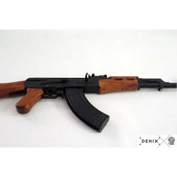Réplique décorative Denix du fusil d'assaut russe AK47