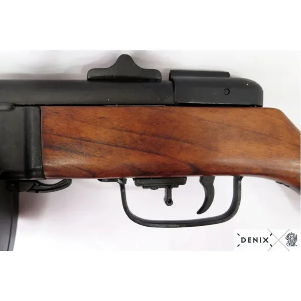 Réplique décorative Denix pistolet mitrailleur Russe PPSH-41