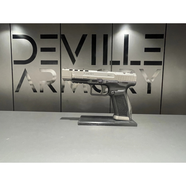 Pistolet CANIK TP-9 SFX MOD2 TUNGSTEN GRIS 9X19  Chez DEVILLE ARMORY. Votre armurerie en ligne.