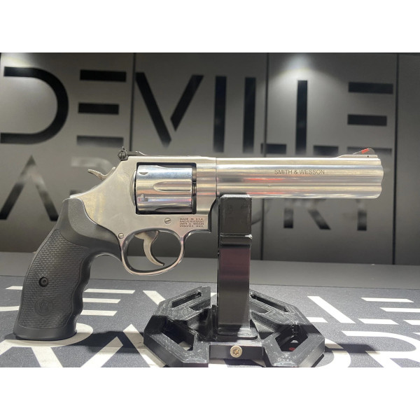 Revolver S&W 686 CAL.357 6'' 6CP  Chez DEVILLE ARMORY. Votre armurerie en ligne.