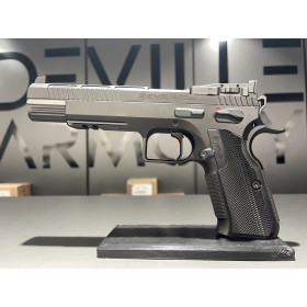 Pistolet KMR W-02 CUDA 6' 9x19  Chez DEVILLE ARMORY. Votre armurerie en ligne.