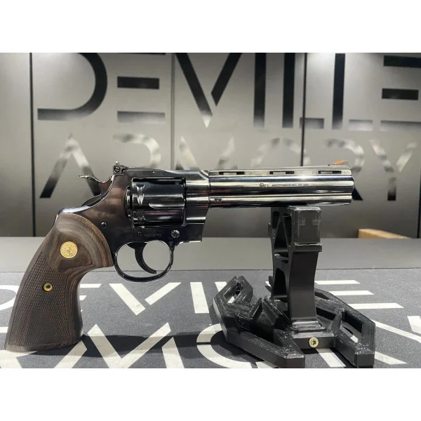 Revolver Colt Python Blued 6" 357Mag
