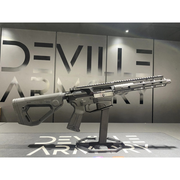 Carabine HERA ARMS type AR15 cal. 9x19 10''  Chez DEVILLE ARMORY. Votre armurerie en ligne.