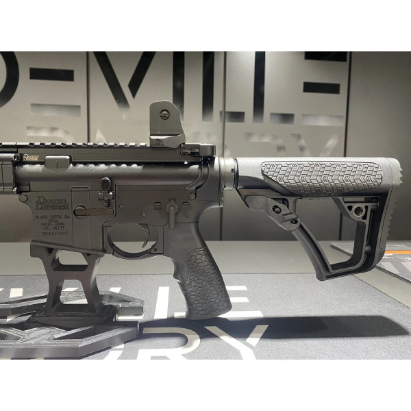 Daniel Defense V7 GOV 11.5 '' - Carabine semi-automatique 5.56mm  Chez DEVILLE ARMORY. Votre armurerie en ligne.