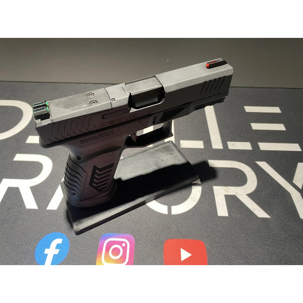 Pistolet DERYA DY9 NOIR OR 9x19  Chez DEVILLE ARMORY. Votre armurerie en ligne.