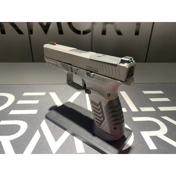 Pistolet DERYA DY9 GRIS OR 9x19  Chez DEVILLE ARMORY. Votre armurerie en ligne.