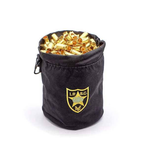 Pochette en laiton pour munitions avec logo IPSC Shield  Chez DEVILLE ARMORY. Votre armurerie en ligne.