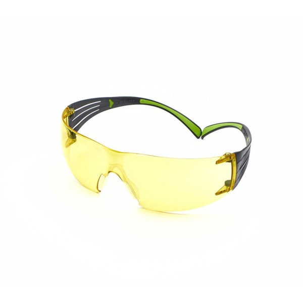 Lunettes de sécurité 3M™ SecureFit™, anti-rayures/antibuée, lentille ambrée  Chez DEVILLE ARMORY. Votre armurerie en ligne.