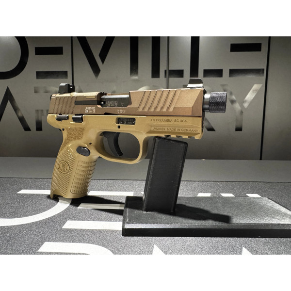 FN502 TACTICAL FDE CALIBRE 22LR  Chez DEVILLE ARMORY. Votre armurerie en ligne.