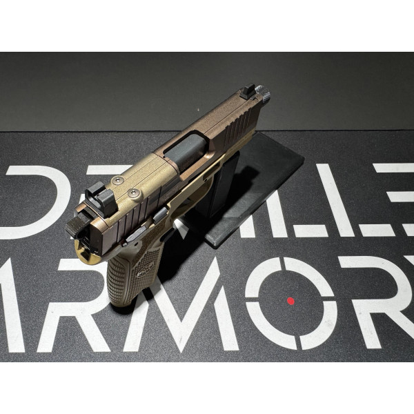 FN502 TACTICAL FDE CALIBRE 22LR  Chez DEVILLE ARMORY. Votre armurerie en ligne.