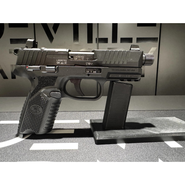 FN502 TACTICAL BLACK CALIBRE 22LR  Chez DEVILLE ARMORY. Votre armurerie en ligne.