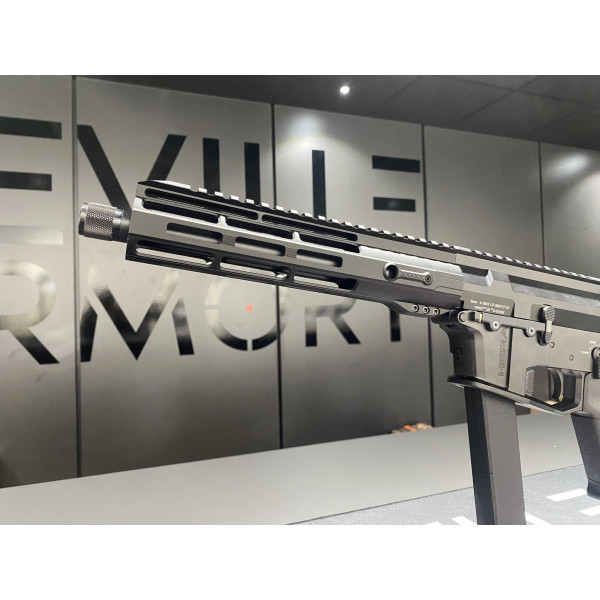 Carabine HERA ARMS type AR15 cal. 9x19 10''  Chez DEVILLE ARMORY. Votre armurerie en ligne.