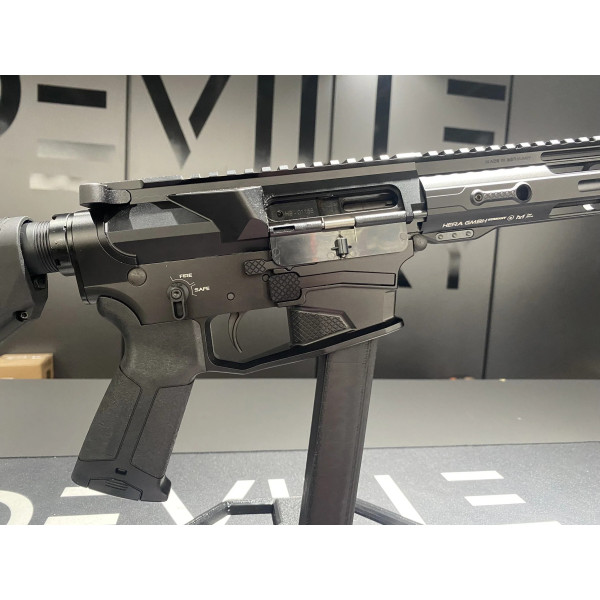 Carabine HERA ARMS type AR15 cal. 9x19 10''  Chez DEVILLE ARMORY. Votre armurerie en ligne.