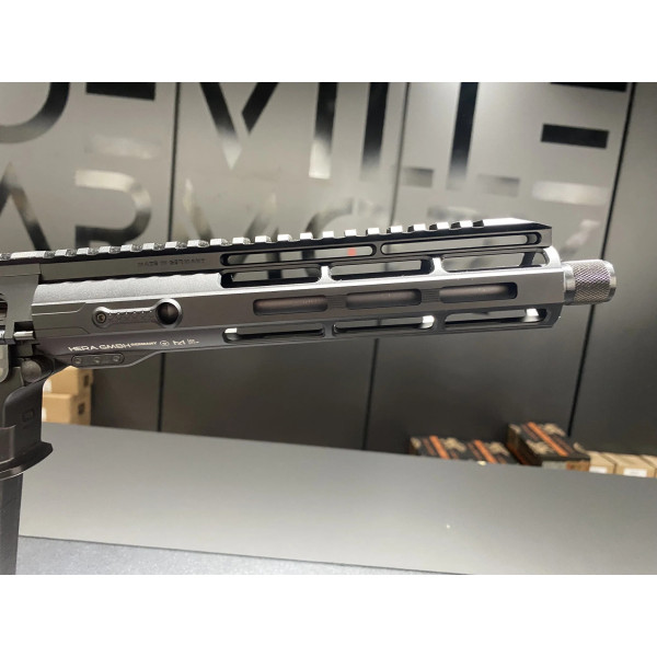 Carabine HERA ARMS type AR15 cal. 9x19 10''  Chez DEVILLE ARMORY. Votre armurerie en ligne.