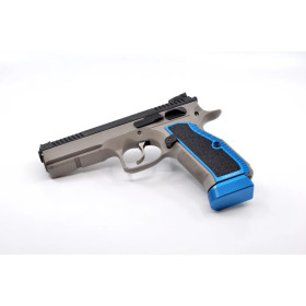 Armanov PGCZ1 Poignées pistolet MaXXXGrip pour CZ Shadow 2, SP-01, ARGENT, taille : Medium (+2 mm)  Chez DEVILLE ARMORY. Votre a