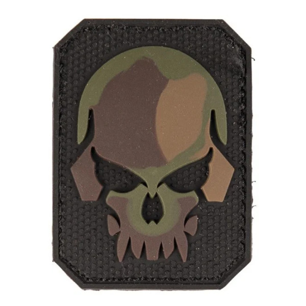 Patch PVC Tête de mort Camo 6 x 4.5cm  Chez DEVILLE ARMORY. Votre armurerie en ligne.