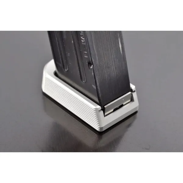 Armanov MPSSF Talon de chargeur +2 rnd MaXXXgrip pour Tanfoglio Stock II, III, ARGENT, taille : Small Frame