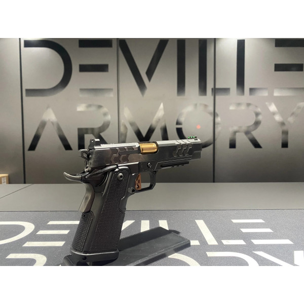 Pistolet  Kimber 2K11 Black 45Acp Optic Ready  Chez DEVILLE ARMORY. Votre armurerie en ligne.