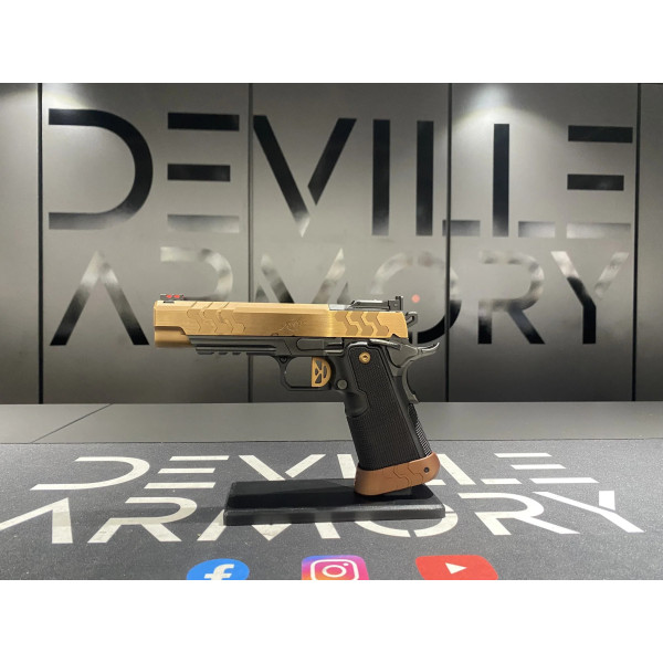 Pistolet  Kimber 2K11 Target Dual Tone 9x19 OR  Chez DEVILLE ARMORY. Votre armurerie en ligne.