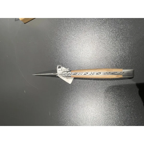 Classic Olivier 12cm Laguiole en Aubrac